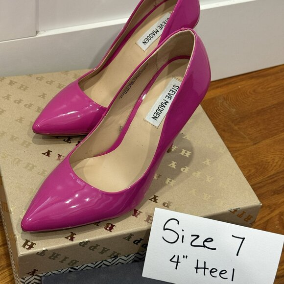 Hot Pink Steve Madden Daisie patent pointed-toe stiletto, size 7 - Picture 1 of 4